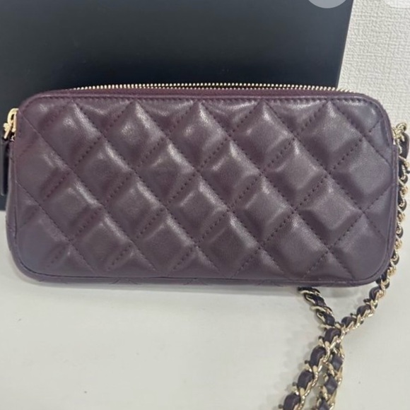 Chanel Phone Bag & Crossbody Bag or Wallet on Chain WOC - Picture 3 of 8